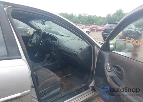 2003 Pontiac Grand Prix Gt from USA, damaged, VIN 1G2WP52K83F109121